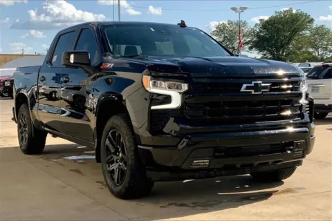 Black 2022 Chevrolet Silverado 1500 RST for sale in Topeka, KS