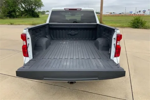 More photos of 2023 Chevrolet Silverado 1500 LT at Cable Dahmer of Topeka, KS