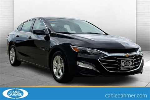 Black 2023 Chevrolet Malibu LT for sale in Topeka, KS