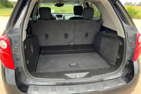 More photos of 2013 Chevrolet Equinox LT at Cable Dahmer of Topeka, KS