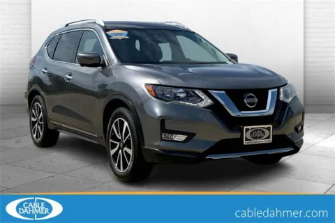 Gray 2020 Nissan Rogue SL for sale in Topeka, KS
