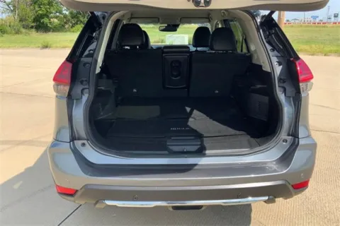 More photos of 2020 Nissan Rogue SL at Cable Dahmer of Topeka, KS