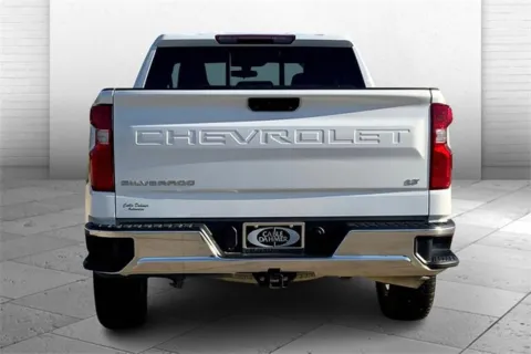 Another view of 2019 Chevrolet Silverado 1500 LT for sale in Topeka, KS at Cable Dahmer of Topeka