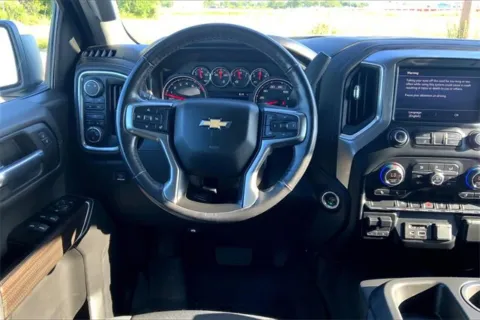 More photos of 2019 Chevrolet Silverado 1500 LT at Cable Dahmer of Topeka, KS