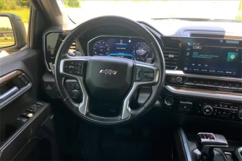 More photos of 2022 Chevrolet Silverado 1500 RST at Cable Dahmer of Topeka, KS