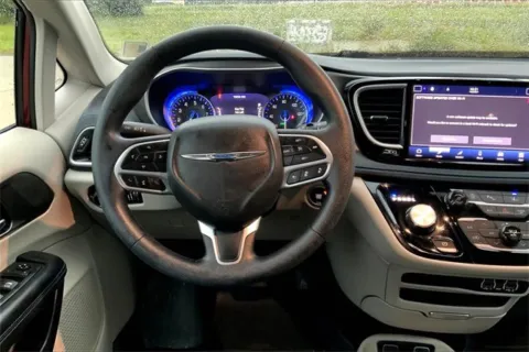 More photos of 2021 Chrysler Pacifica Touring at Cable Dahmer of Topeka, KS