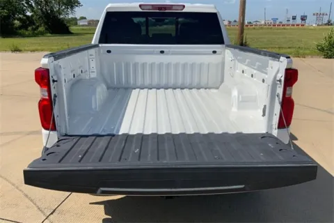 More photos of 2023 Chevrolet Silverado 1500 LTZ at Cable Dahmer of Topeka, KS