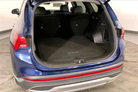 More photos of 2022 Hyundai Santa Fe SEL at Cable Dahmer of Topeka, KS