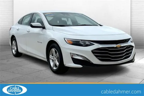 White 2024 Chevrolet Malibu 1LT for sale in Topeka, KS
