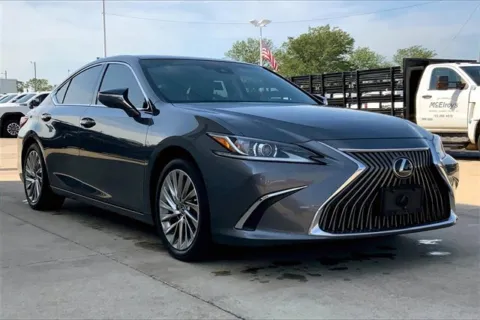 Gray 2019 Lexus ES 350 for sale in Topeka, KS