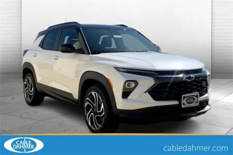 White 2025 Chevrolet Trailblazer RS for sale in Topeka, KS