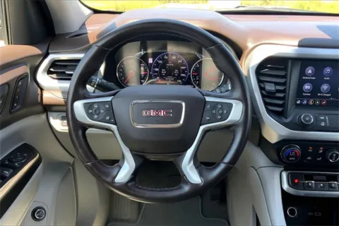 More photos of 2023 GMC Acadia SLT at Cable Dahmer of Topeka, KS