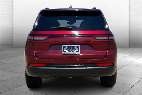Another view of 2023 Jeep Grand Cherokee Altitude for sale in Topeka, KS at Cable Dahmer of Topeka