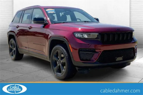 Red 2023 Jeep Grand Cherokee Altitude for sale in Topeka, KS