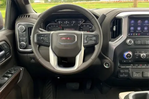 More photos of 2022 GMC Sierra 1500 Limited SLT at Cable Dahmer of Topeka, KS