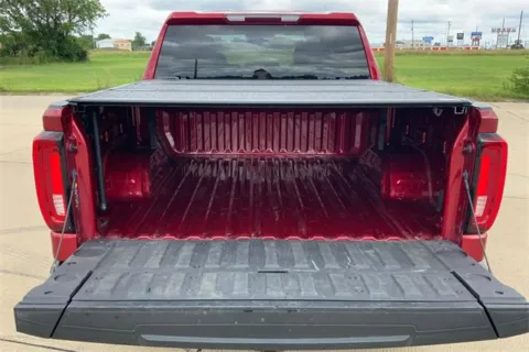 More photos of 2022 GMC Sierra 1500 Limited SLT at Cable Dahmer of Topeka, KS