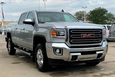 Silver 2019 GMC Sierra 2500 HD SLT for sale in Topeka, KS