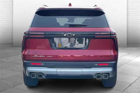 More photos of 2025 Chevrolet Traverse LT at Cable Dahmer of Topeka, KS