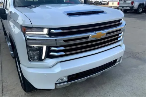 Another view of 2021 Chevrolet Silverado 2500 HD High Country for sale in Topeka, KS at Cable Dahmer of Topeka