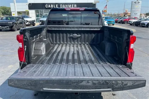 More photos of 2025 Chevrolet Silverado 1500 LT Trail Boss at Cable Dahmer of Topeka, KS