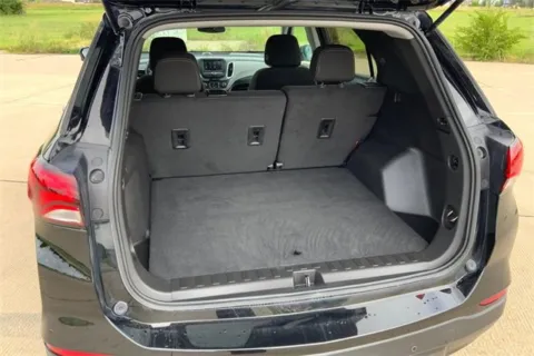 More photos of 2024 Chevrolet Equinox LS at Cable Dahmer of Topeka, KS