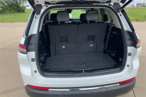 More photos of 2023 Jeep Grand Cherokee L Limited at Cable Dahmer of Topeka, KS