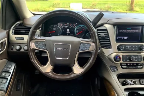 More photos of 2019 GMC Yukon XL Denali at Cable Dahmer of Topeka, KS