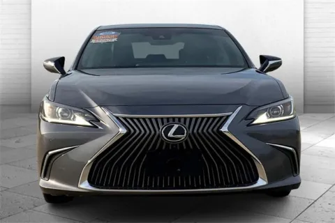 Photos of 2019 Lexus ES 350 for sale in Topeka, KS at Cable Dahmer of Topeka
