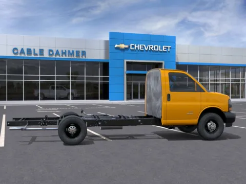 More photos of 2025 Chevrolet Express Cutaway 3500 1WT at Cable Dahmer of Topeka, KS