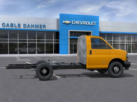 More photos of 2025 Chevrolet Express Cutaway 3500 1WT at Cable Dahmer of Topeka, KS