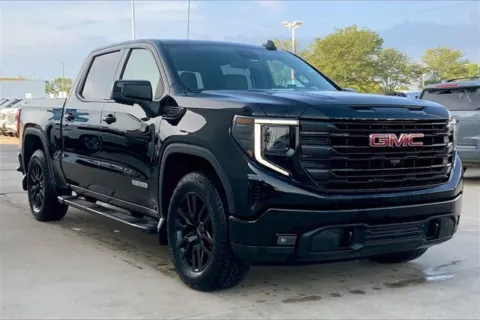 Black 2022 GMC Sierra 1500 Elevation for sale in Topeka, KS