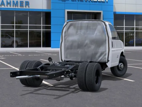 More photos of 2025 Chevrolet Express Commercial Cutaway 1WT at Cable Dahmer of Topeka, KS
