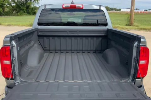 More photos of 2022 Chevrolet Colorado 4WD Work Truck at Cable Dahmer of Topeka, KS