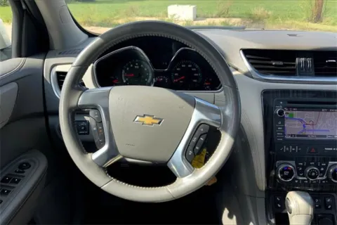 More photos of 2014 Chevrolet Traverse LT at Cable Dahmer of Topeka, KS