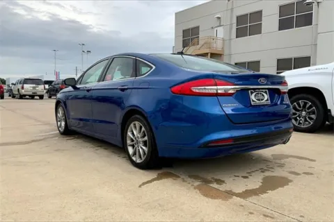 More photos of 2017 Ford Fusion Energi SE at Cable Dahmer of Topeka, KS
