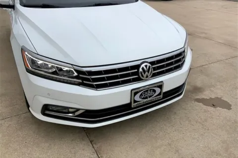 Another view of 2018 Volkswagen Passat 2.0T SE for sale in Topeka, KS at Cable Dahmer of Topeka