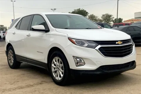 White 2018 Chevrolet Equinox LT for sale in Topeka, KS