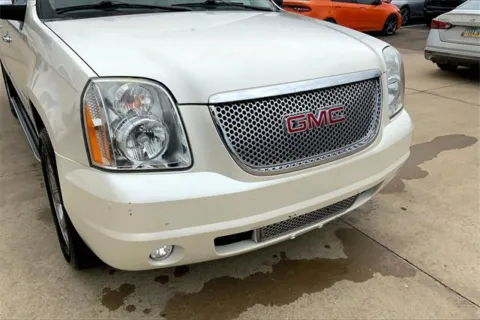 Another view of 2011 GMC Yukon XL Denali for sale in Topeka, KS at Cable Dahmer of Topeka