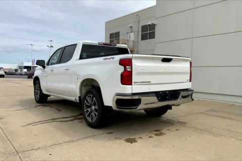 More photos of 2023 Chevrolet Silverado 1500 LT at Cable Dahmer of Topeka, KS