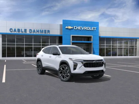 White 2025 Chevrolet Trax 2RS for sale in Topeka, KS