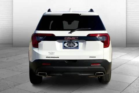 Another view of 2023 GMC Acadia SLE for sale in Topeka, KS at Cable Dahmer of Topeka
