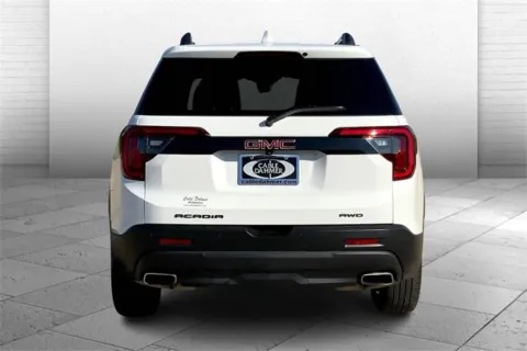 Another view of 2023 GMC Acadia SLE for sale in Topeka, KS at Cable Dahmer of Topeka