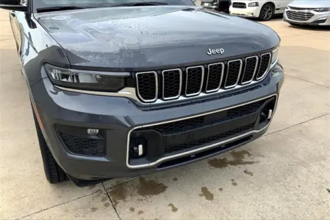 Another view of 2021 Jeep Grand Cherokee L Overland for sale in Topeka, KS at Cable Dahmer of Topeka