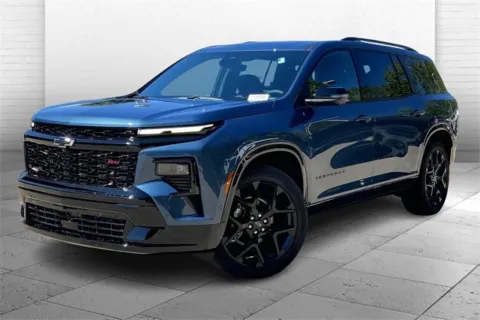 Photos of 2026 Chevrolet Traverse RS for sale in Topeka, KS at Cable Dahmer of Topeka