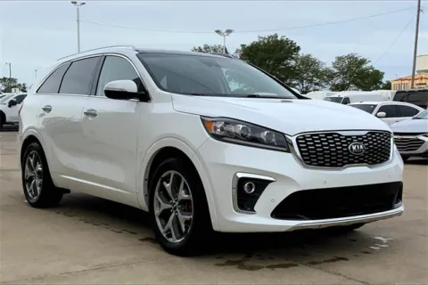 White 2019 Kia Sorento SX V6 for sale in Topeka, KS