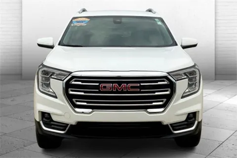Photos of 2023 GMC Terrain SLT for sale in Topeka, KS at Cable Dahmer of Topeka
