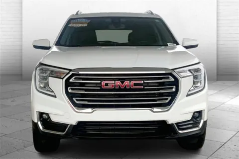 Photos of 2023 GMC Terrain SLT for sale in Topeka, KS at Cable Dahmer of Topeka