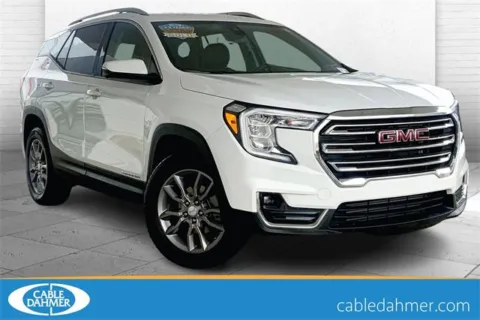 White 2023 GMC Terrain SLT for sale in Topeka, KS