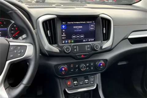 More photos of 2020 GMC Terrain SLT at Cable Dahmer of Topeka, KS