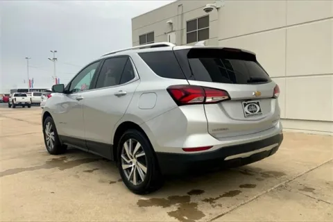 More photos of 2022 Chevrolet Equinox Premier at Cable Dahmer of Topeka, KS